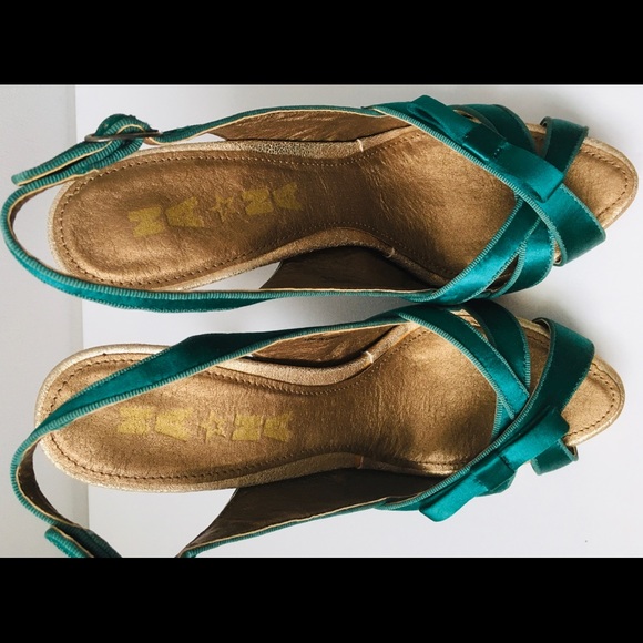 NANA “Tad” open toe platform stiletto - Picture 3 of 4